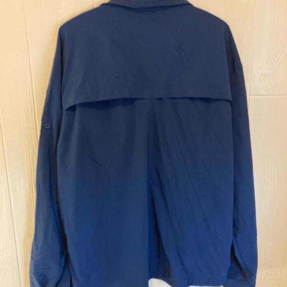 Men’s MEC hiking shirt - Picture 5 of 5